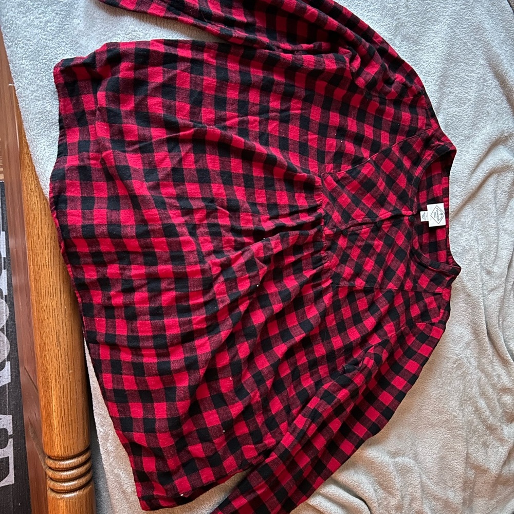 St. John's Bay Red and Black Plaid Long Sleeve Top